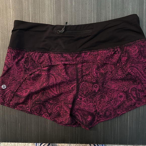 Lululemon athletic shorts - Picture 2 of 5